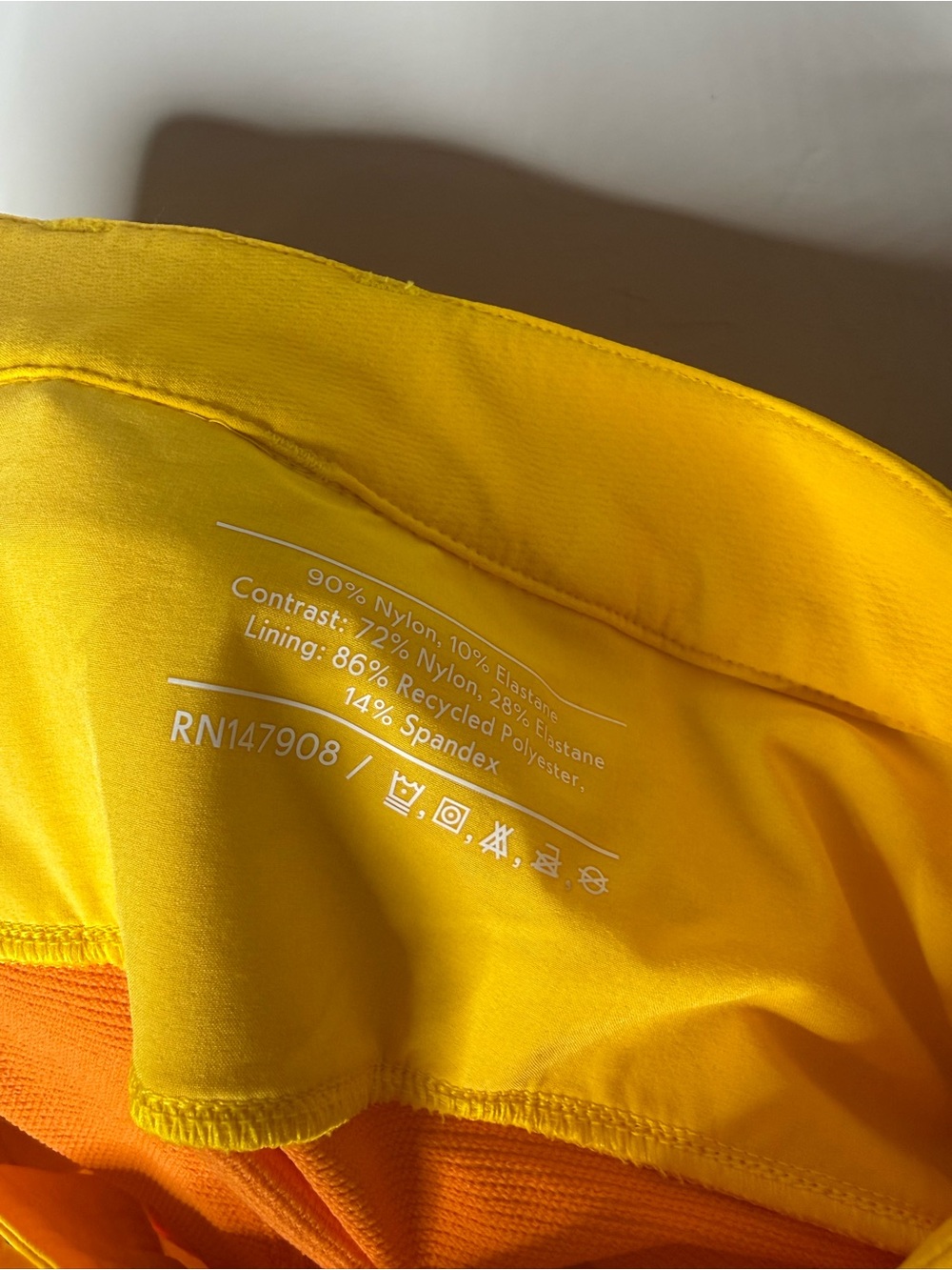 Outdoor Voices Rectrek shorts 3in inseam yellow orange colorblock size small - Picture 7 of 7